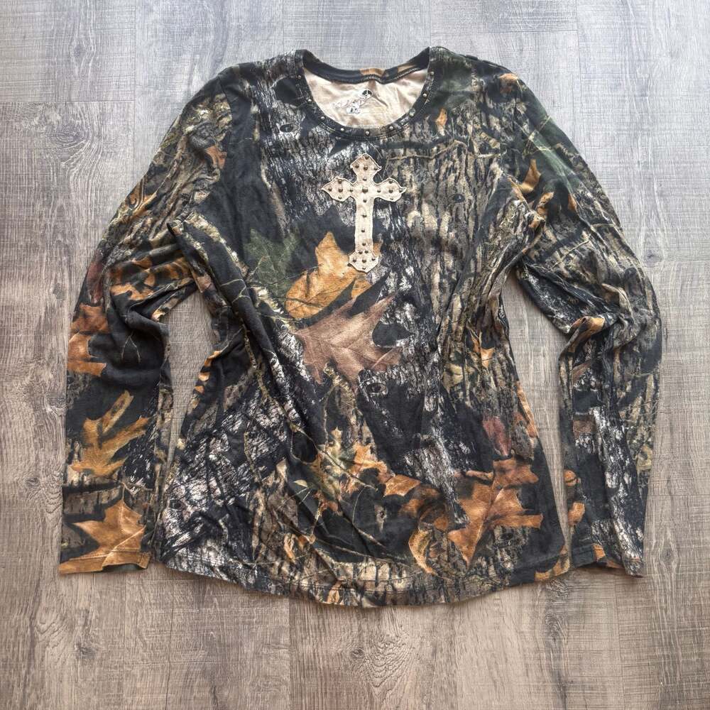 Mossy Oak Camouflage Long Sleeve T-Shirt with Rhinestone Cross Applique